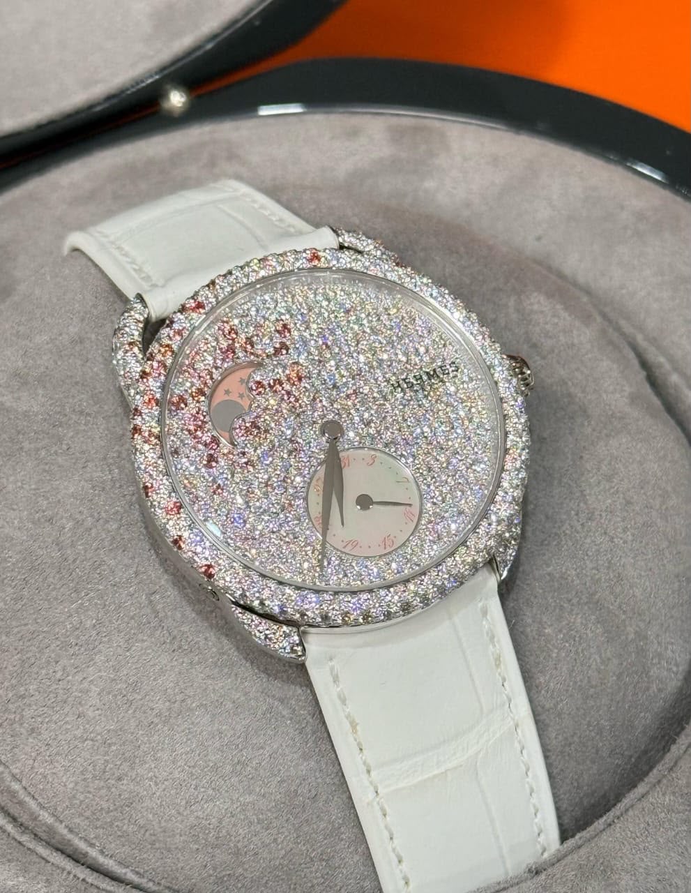 Hermes Arceaux watch 38mm white matte Alligator & full diamond