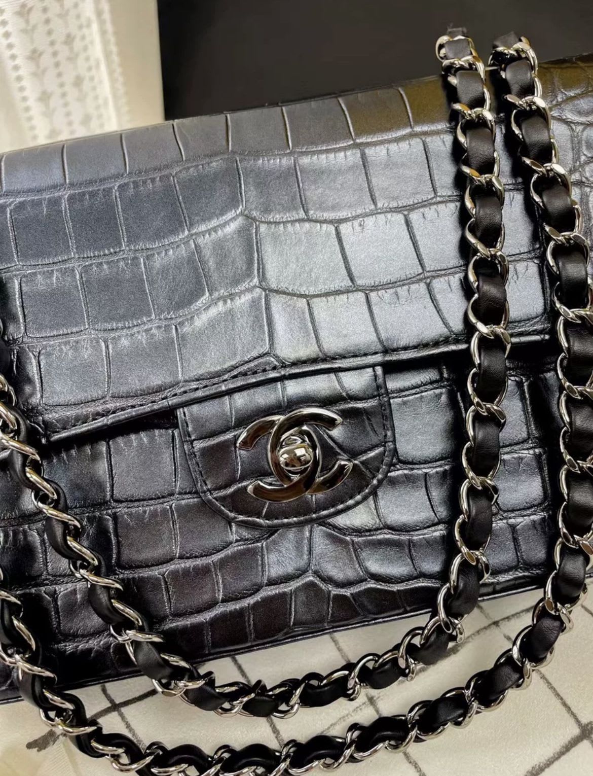 RARE CHANEL CLASSIC FLAP BAG IN ALLIGATOR