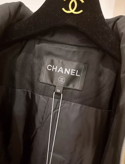 Chanel 20 Coco Neige black collar cotton jacket