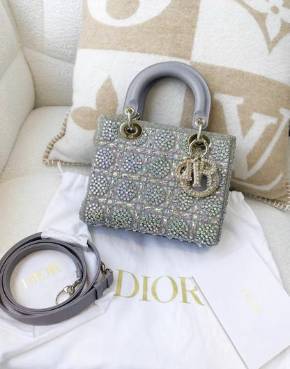 DIOR Limited edition Dior diamond crystal gray Princess Diana bag - Medium Crossbody Bag - Secondhand luxury from Wararni