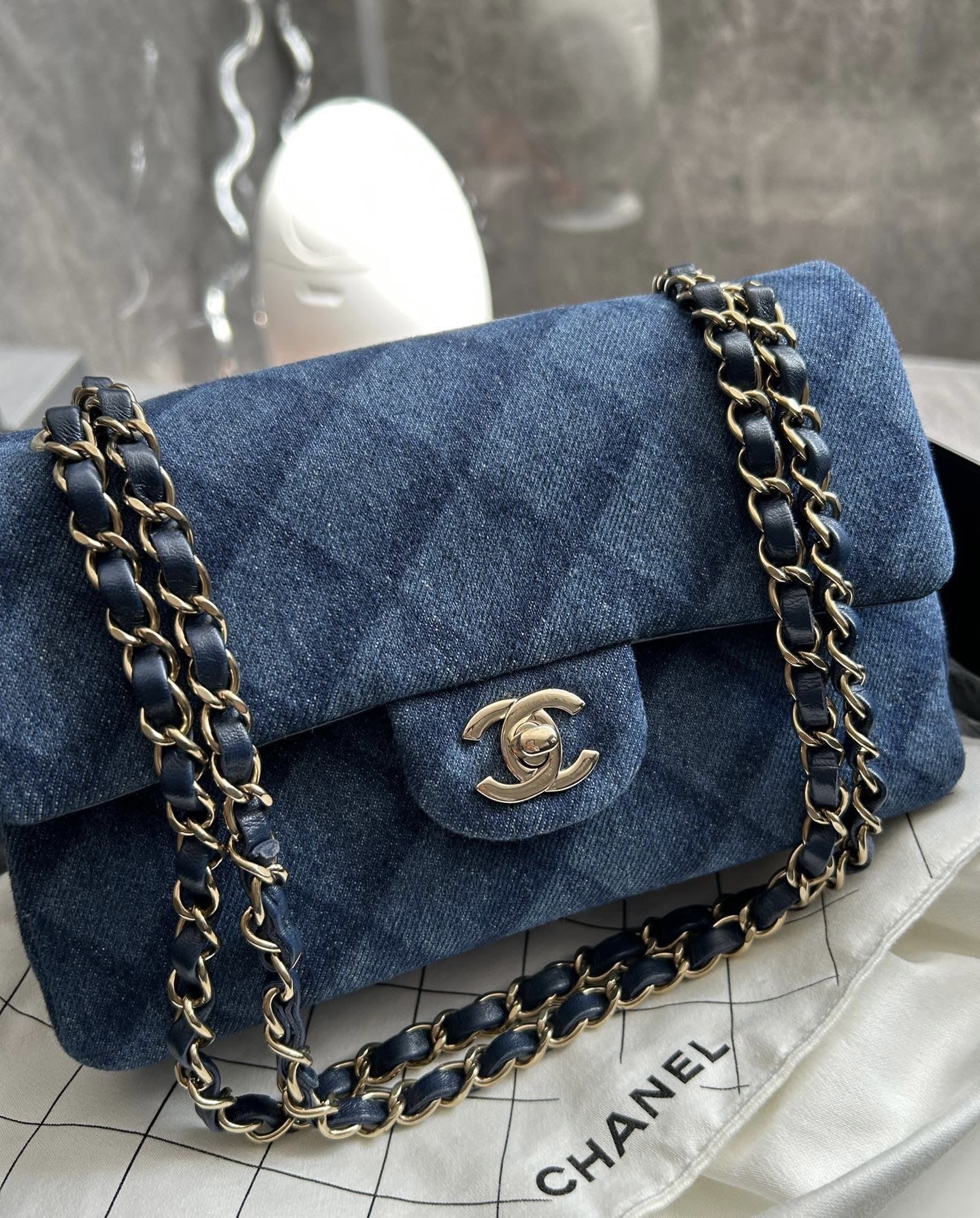 Chanel 22 dark denim cf trumpet