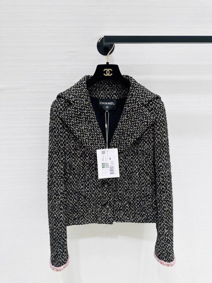 Chanel 24k black/gold tweed jacket