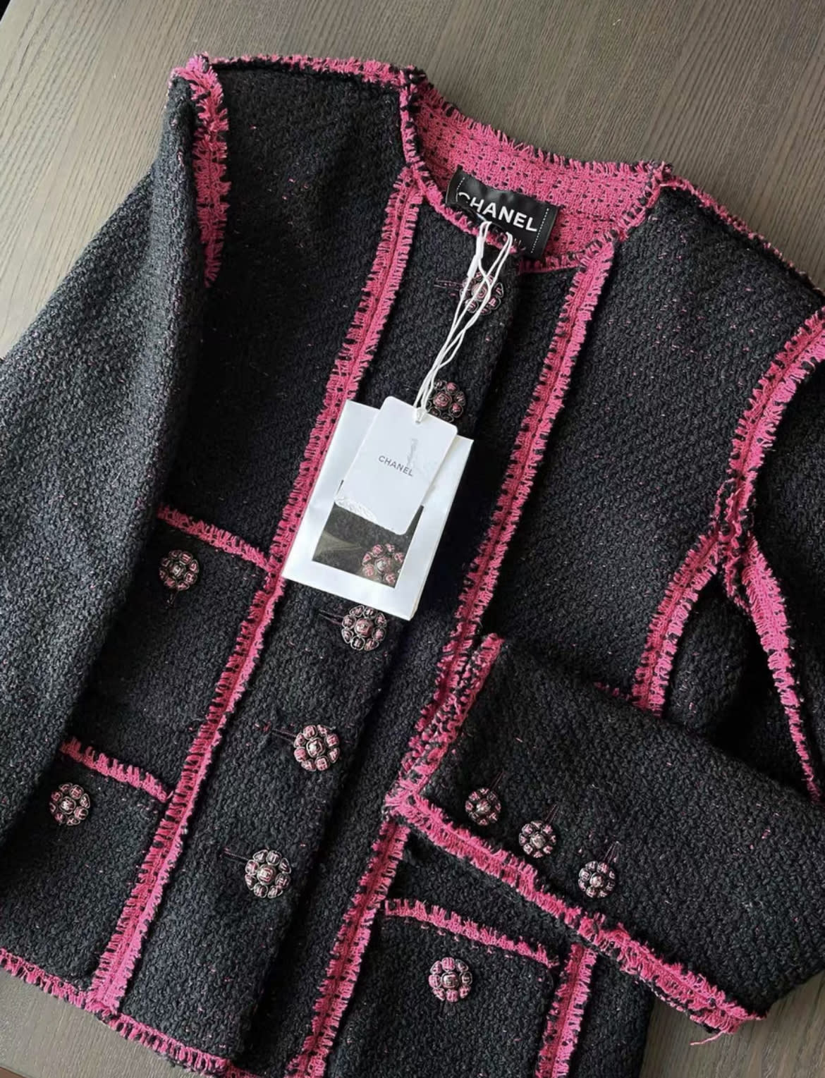 Chanel 2022 AW black and pink cashmere four-pocket jacket