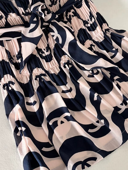 Chanel 21P all-over double C print skirt