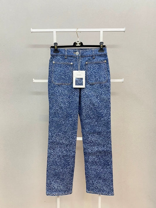 CHANEL 21B Camellia jeans