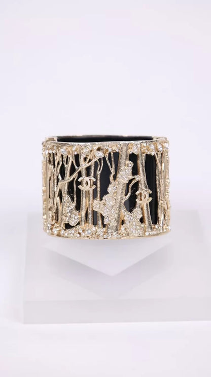 Chanel 2011 Plain Gold CC Tree Branch Edge Acrylic Bangle