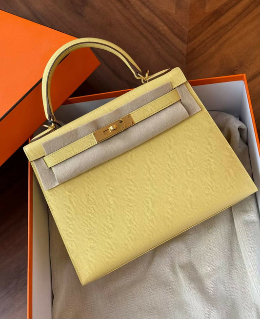 Hermès Kelly 28 Jaune Poussin Epsom Leather with Gold Hardware