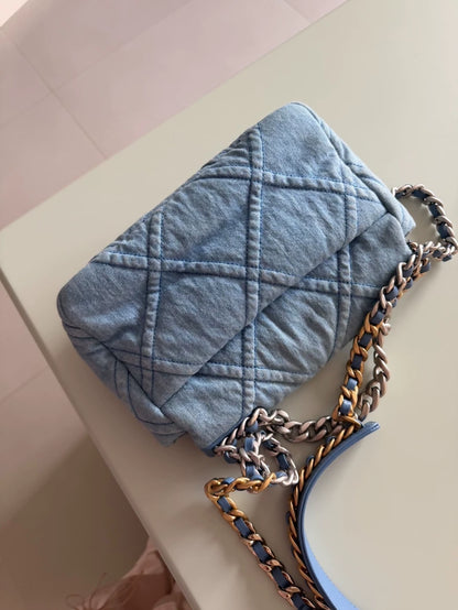 Chanel 22P Light Denim 19 bag