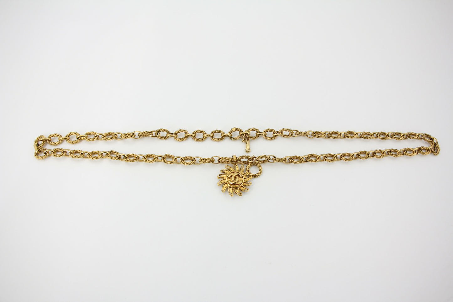 Chanel Vintage 94A Gold-plated Pendant Sun CC Chunky Chain Long Necklace