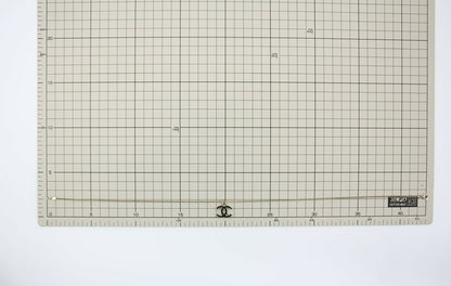 Chanel Vintage 06V Enamel Classic Black CC Light Gold Necklace