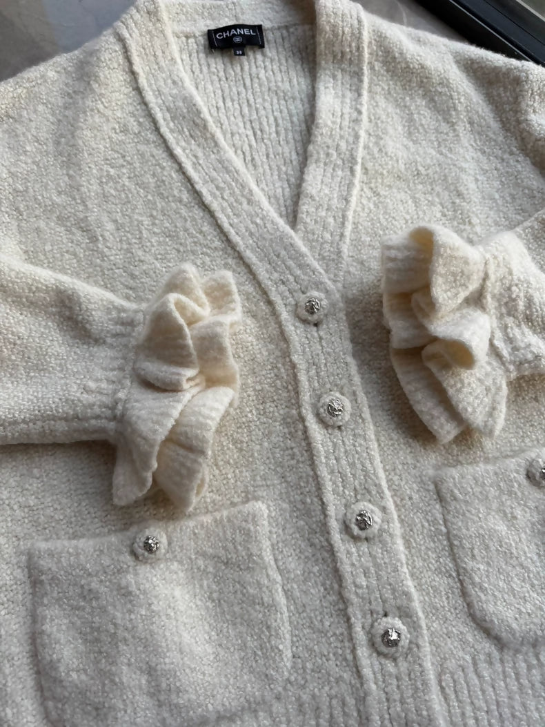 Chanel 24k ecru cardigan