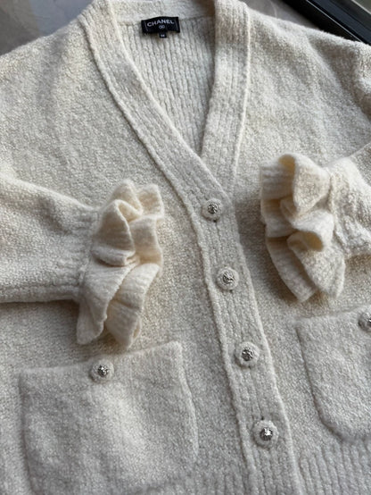 Chanel 24k ecru cardigan