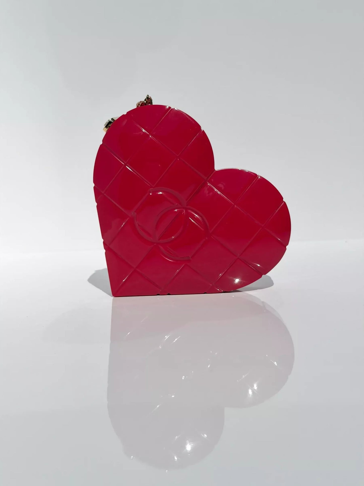 Chanel Vintage 2002 Red Lucite Heart Minaudière