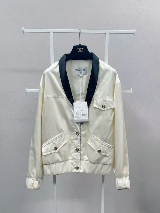 Chanel 21 ecru silk jacket