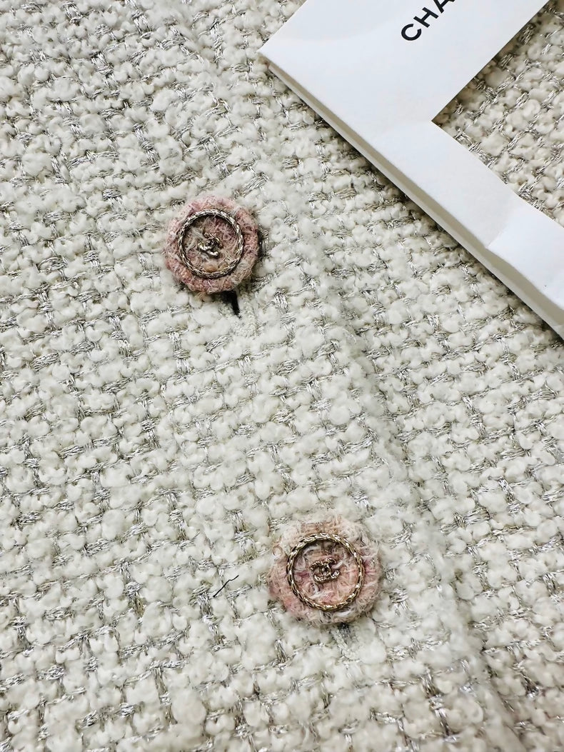 Chanel 24C ecru tweed cardigan with belt