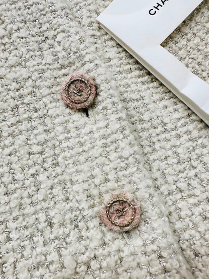 Chanel 24C ecru tweed cardigan with belt