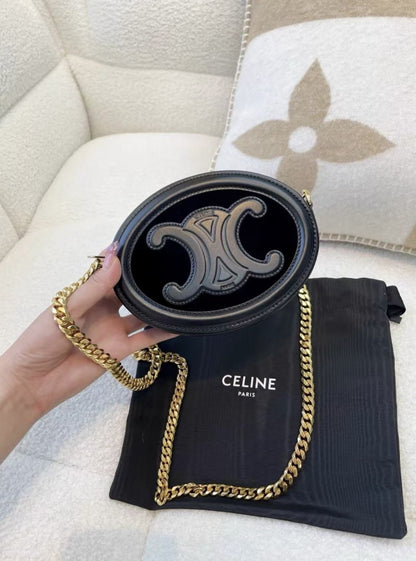 Celine black cuir triomphe chain bag