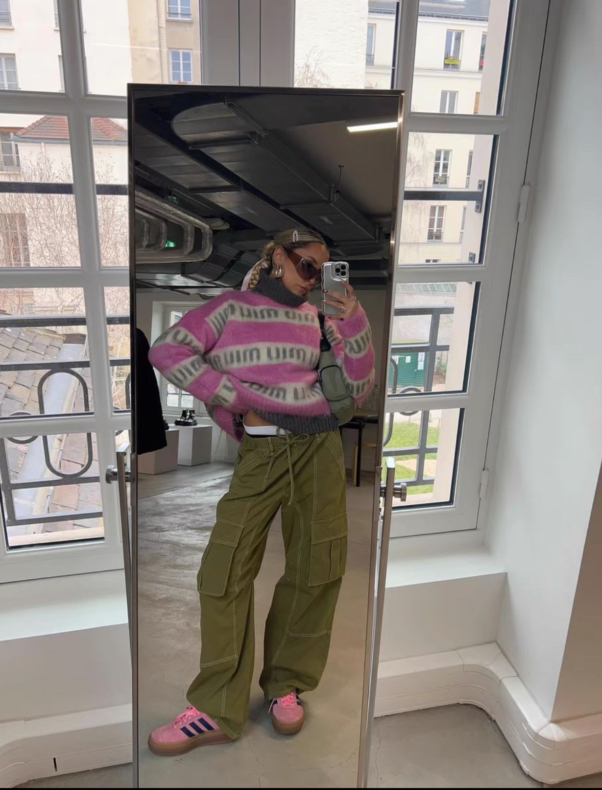 miumiu ロゴニット　ピンク miumiu ロゴニットピンク