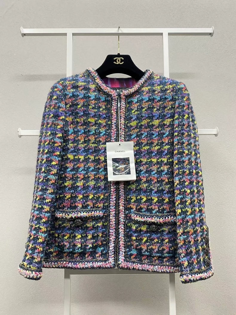 Chanel 2022 Blue Pink Houndstooth Tweed Jacket