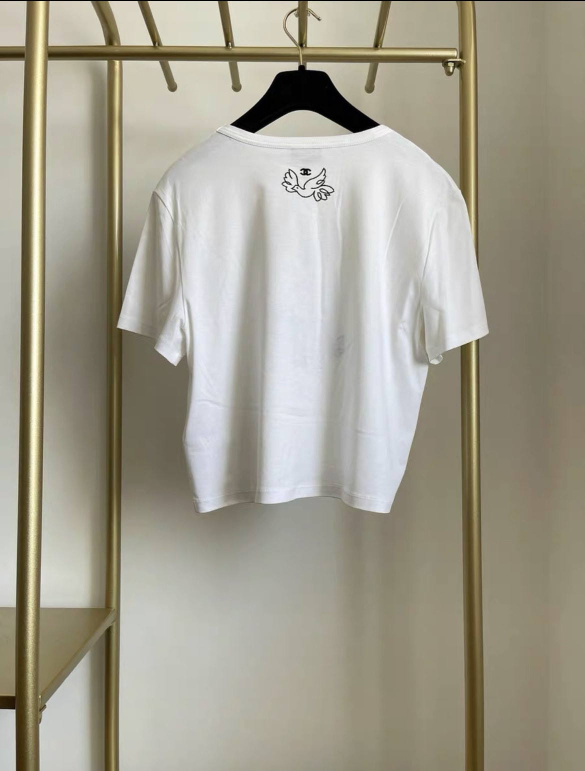 Chanel 22p white peace t-shirt 36 – Wararni.com