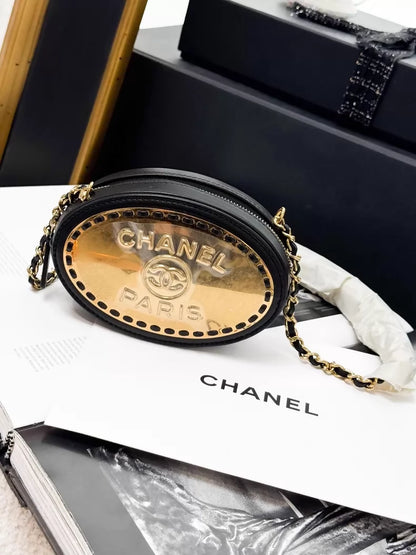 Chanel 22B black and gold round chain bag