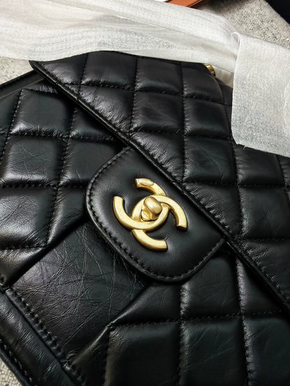Chanel 23S Black Quilted Messenger Bag