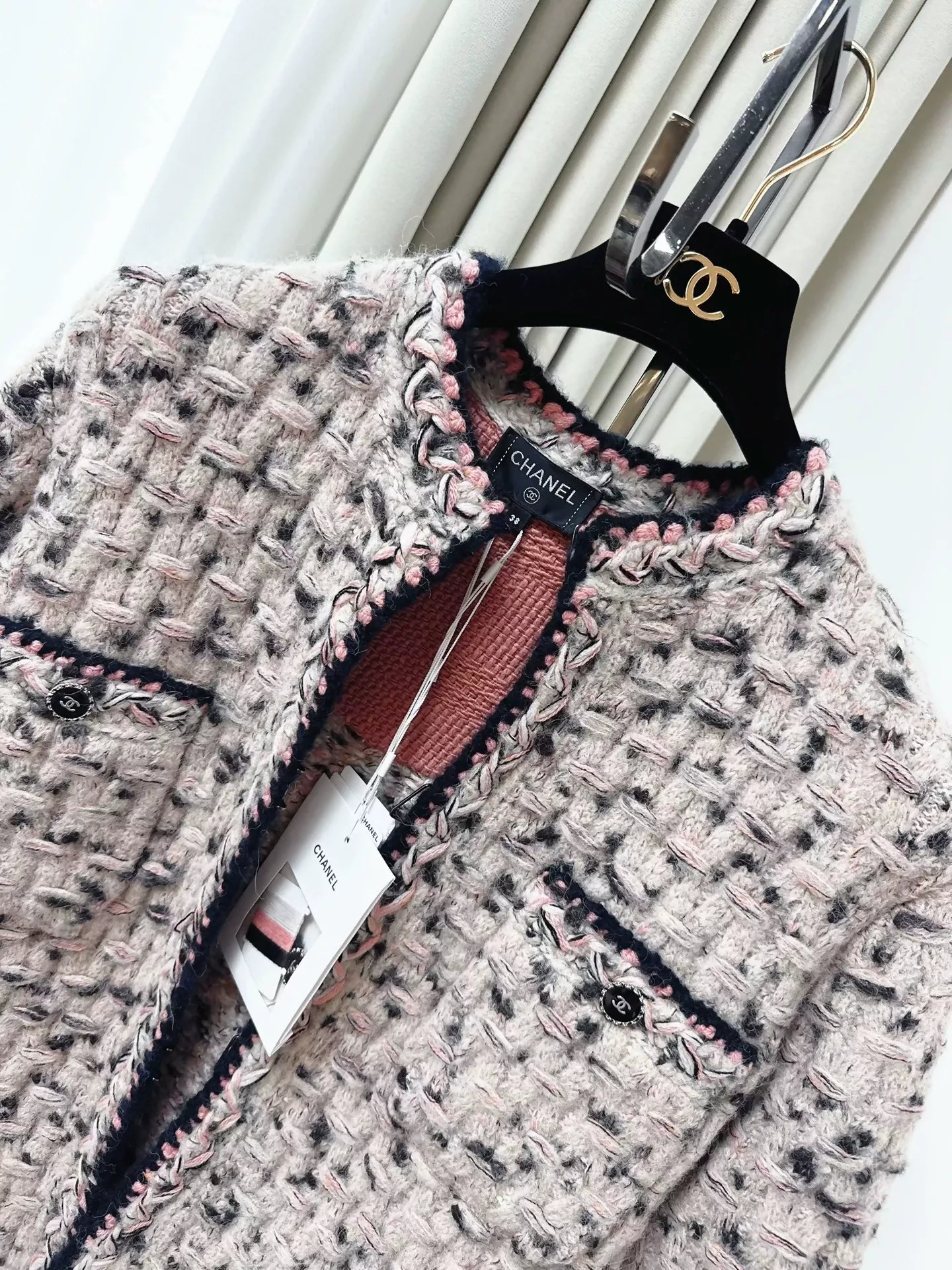 Chanel 21B beige pink & red tweed cardigan