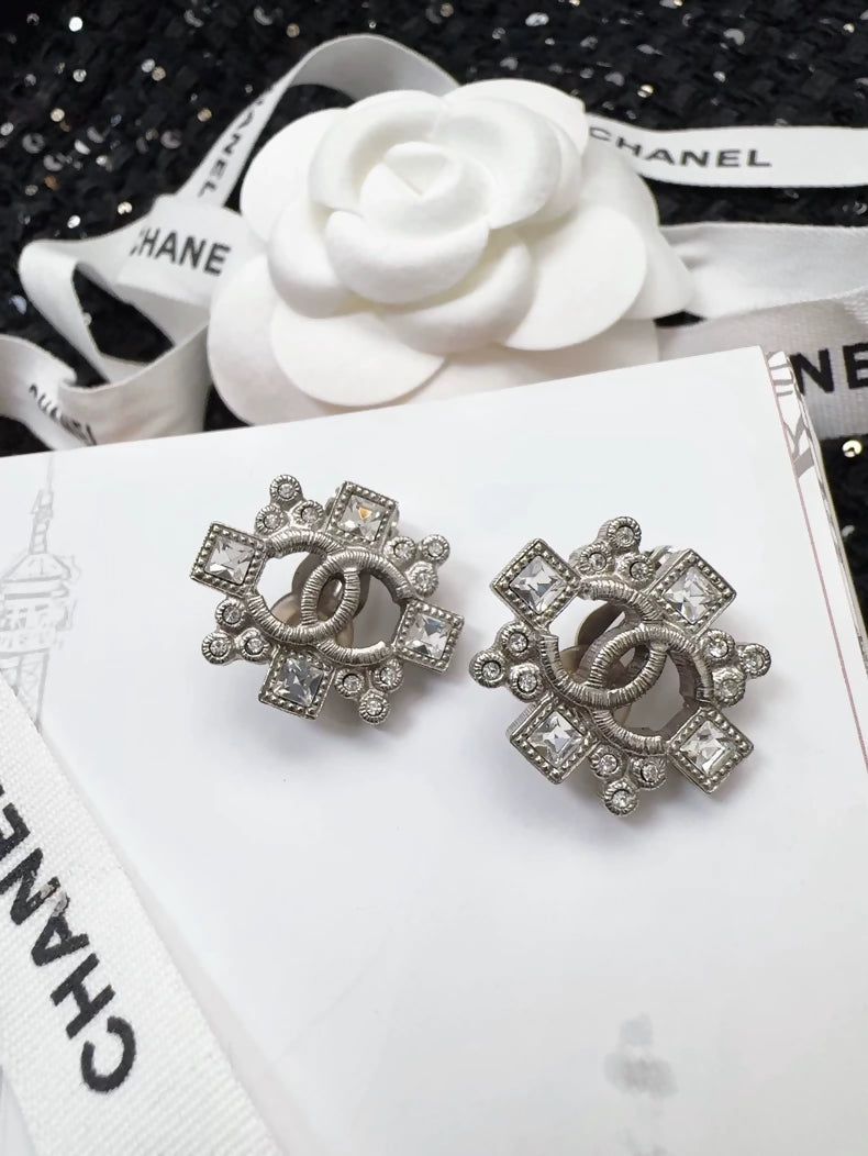 Chanel 15B clip-on earrings with double C logo