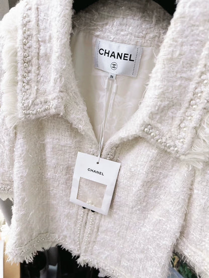 Chanel off-white fringed glass buckle jacket