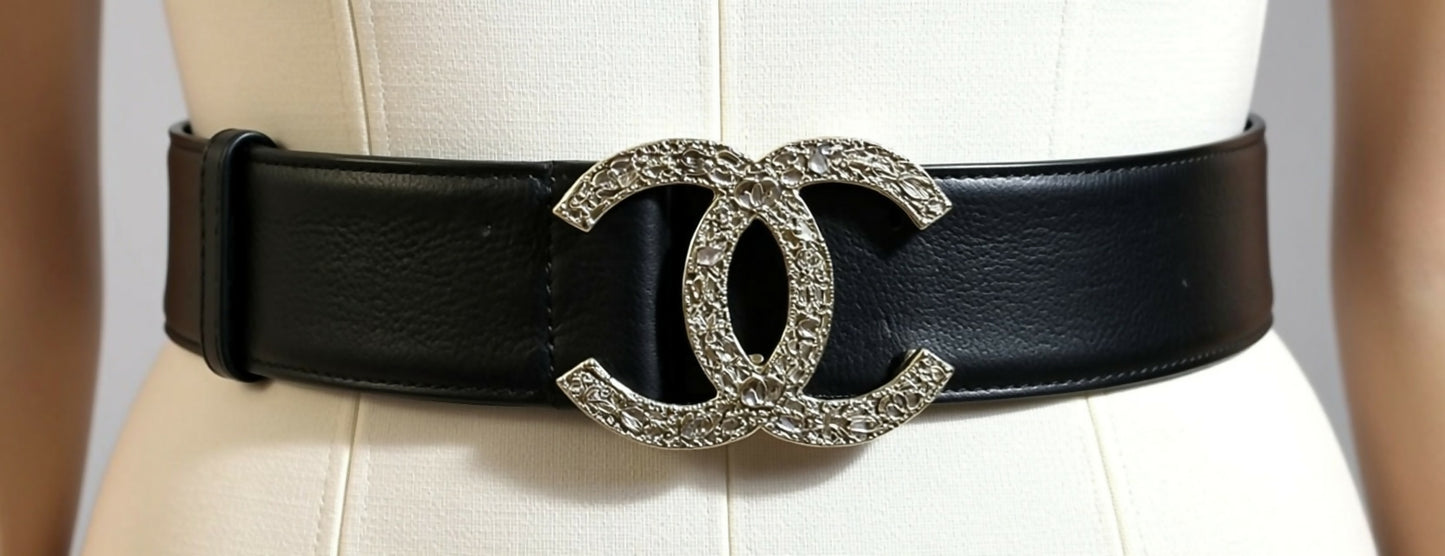 Chanel 08A London Black Caviar Leather Silver CC Charm Emblems Belt Size 95/38