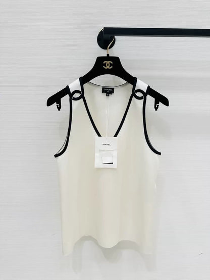 Chanel 26S double C ecru top