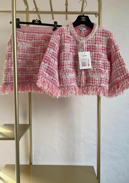 Chanel 24A Pink tweed Skirt