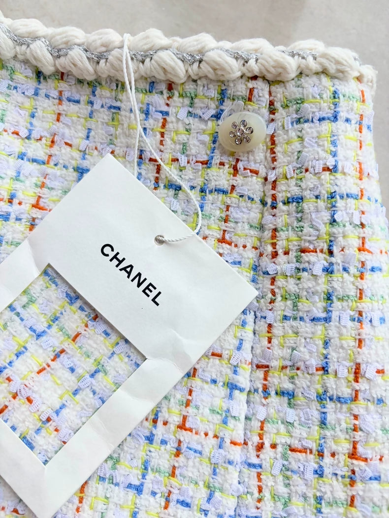 Chanel 25C white Tweed Mini Skirt