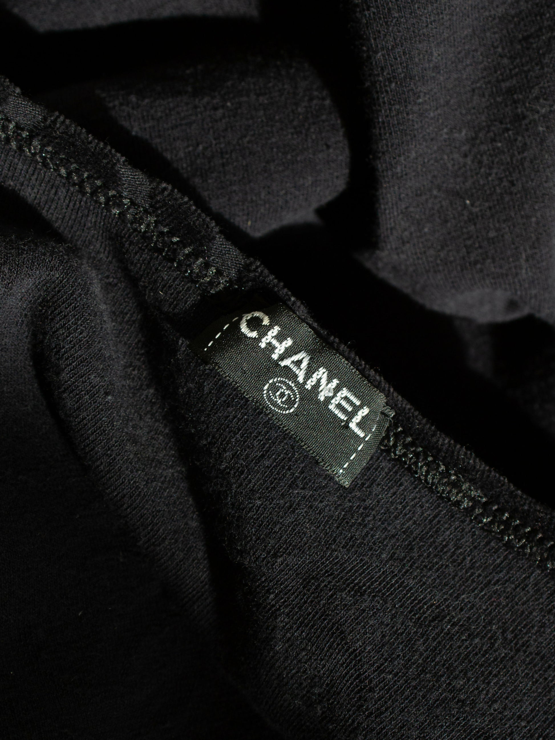 chanel vintage spring 1996 black logo cc velour 96p mini dress 9