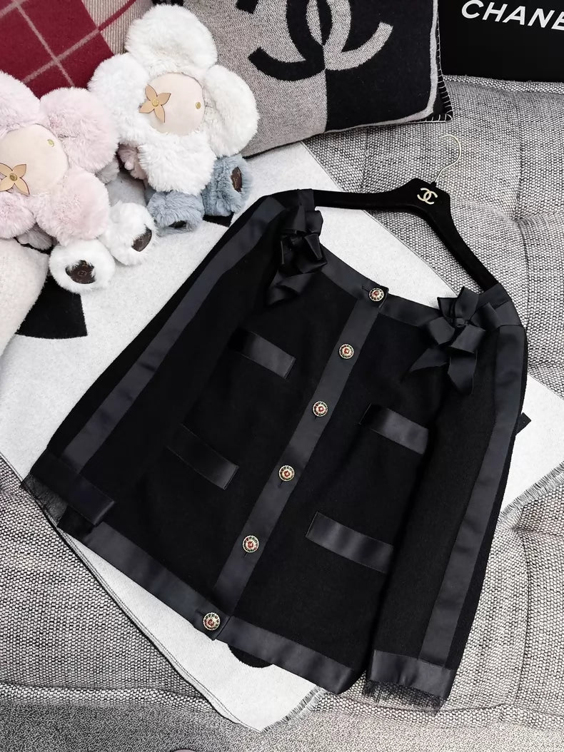 Chanel 2010 Black Satin Bow-Tweed jacket