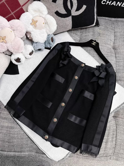 Chanel 2010 Black Satin Bow-Tweed jacket