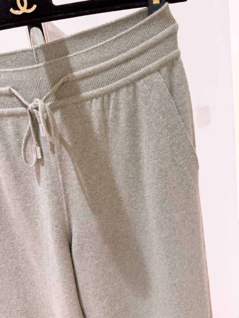 Loro Piana LP Merano Classic Cashmere Knit Trousers
