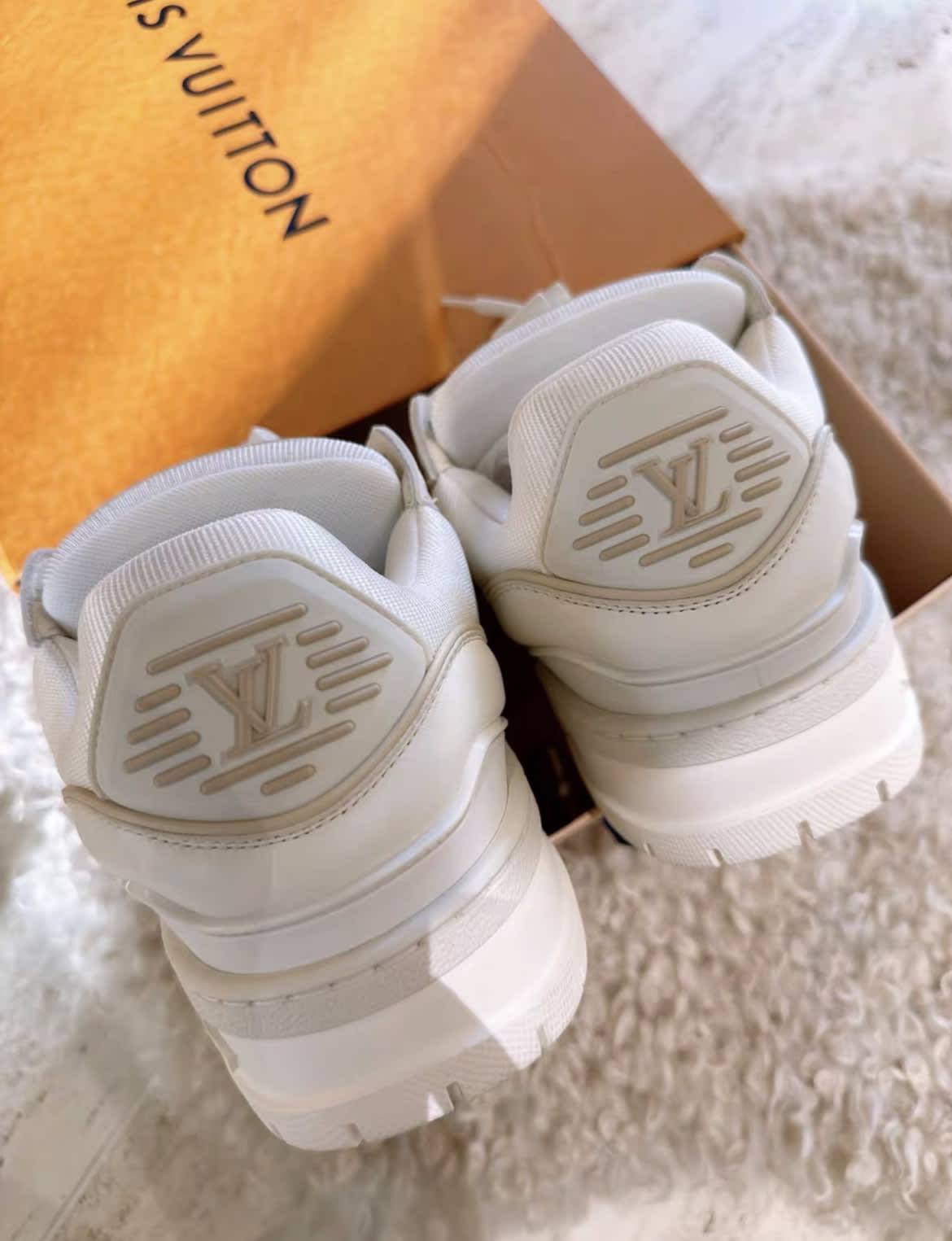 LV Trainer Maxi Sneaker 37,5 – Wararni.com