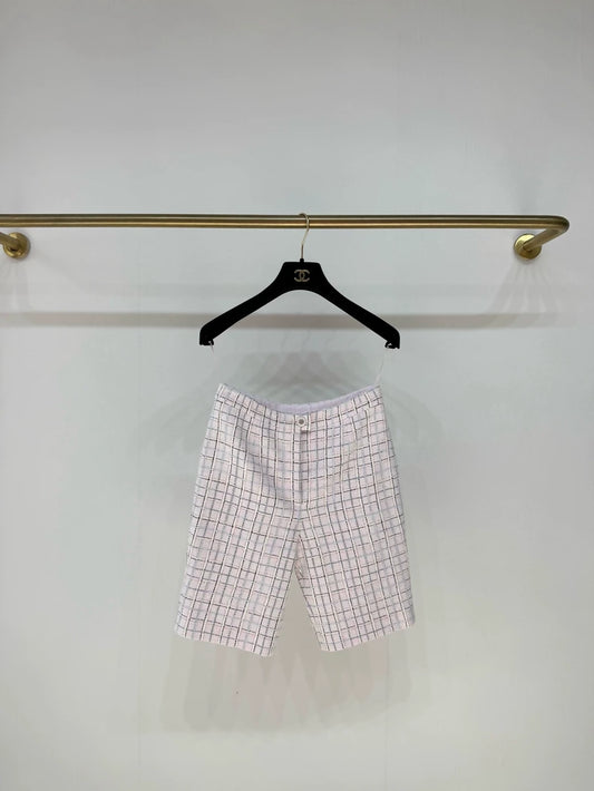 Chanel 25C pink & white checked tweed shorts