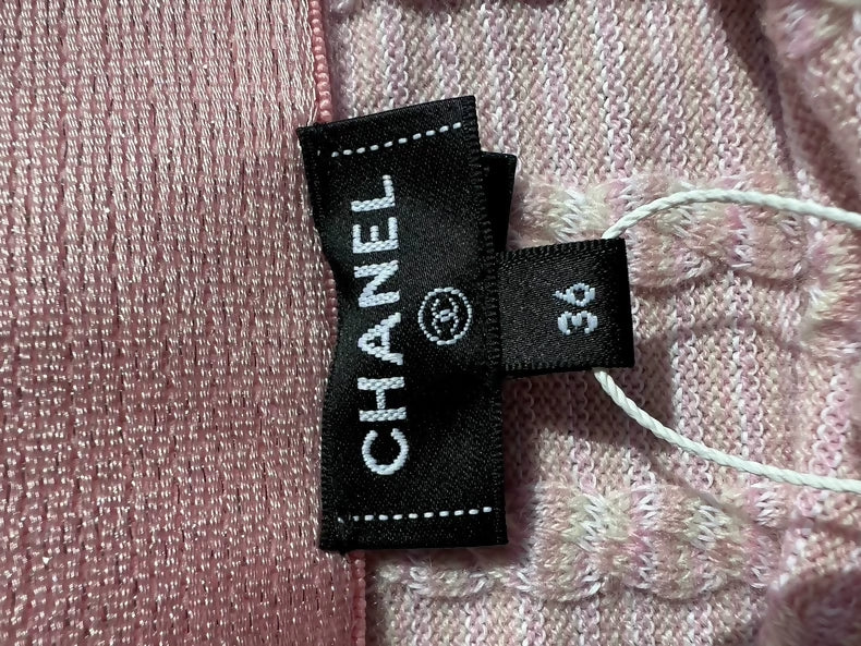 Chanel 25B pink mini skirt