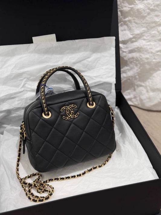 Chanel 25C black leather gold chain top handle bag
