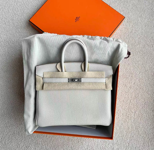 Hermès Hermes birkin 25 8L glacier white palladium hardware togo leather U-engraved - 25 Tote Bag - Vintage fashion from Wararni