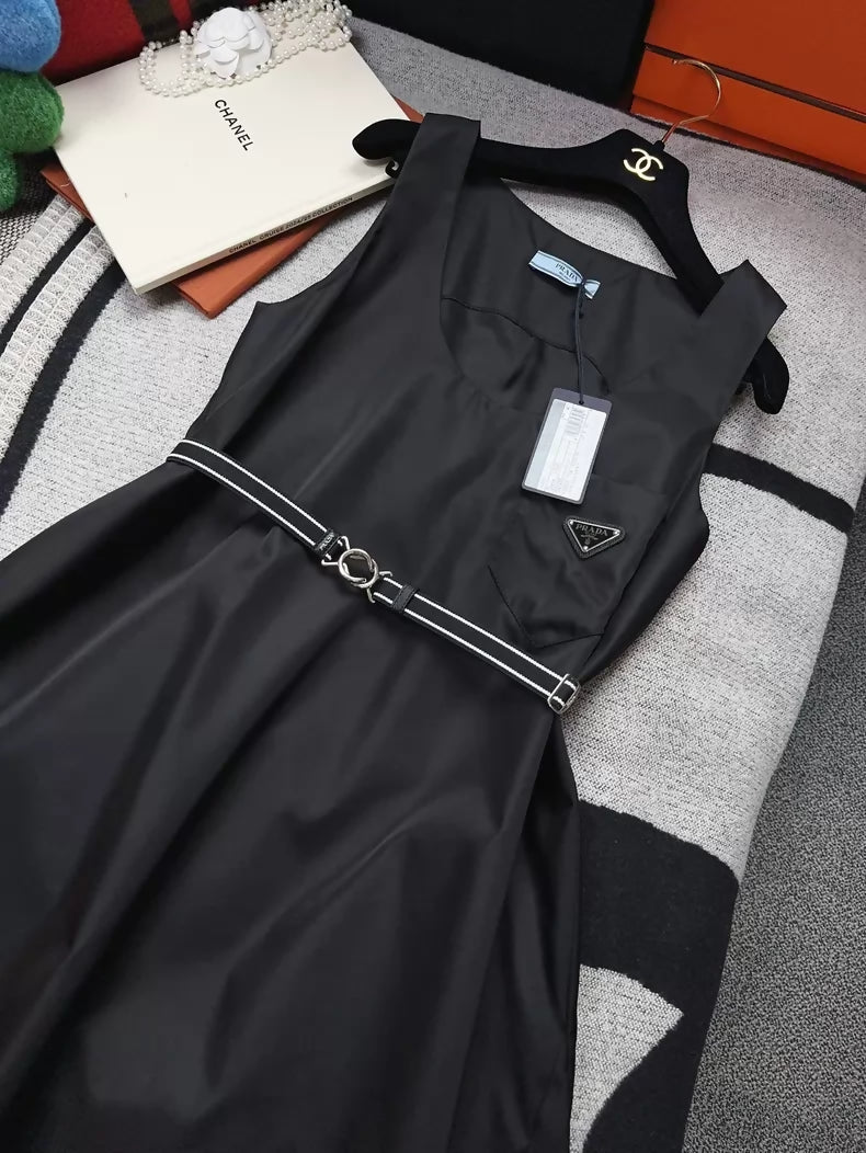 Prada black sleeveless vest