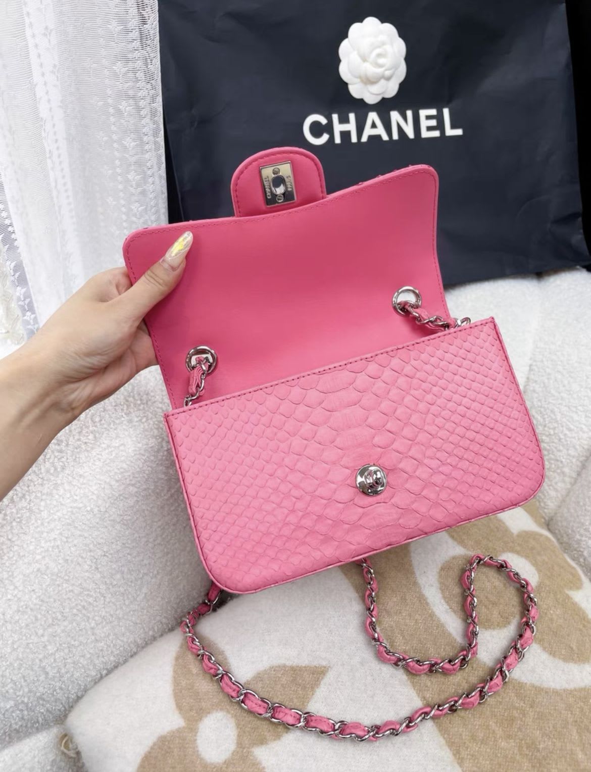 Chanel pink snake leather cf large mini – Wararni.com