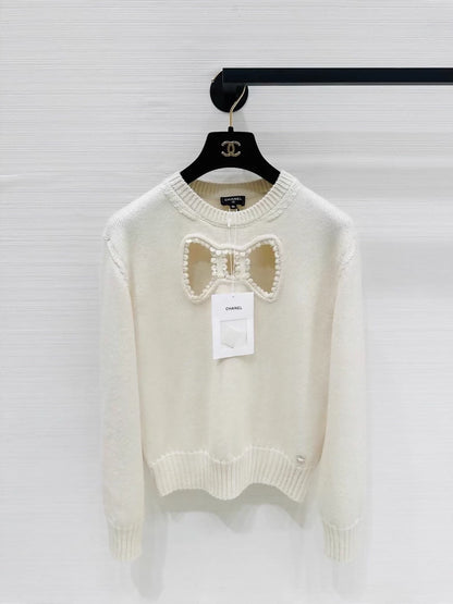 Chanel 25K white bow knit sweater