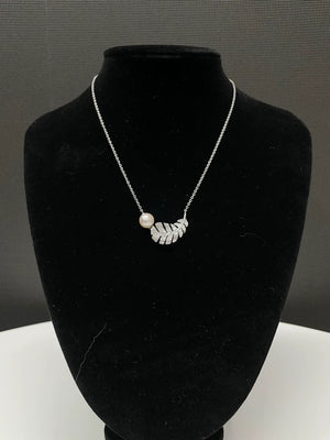 Chanel Silver Diamond Feather Pearl Necklace