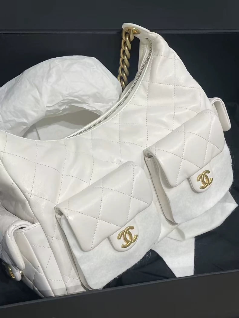 Chanel 25C white hobo bag
