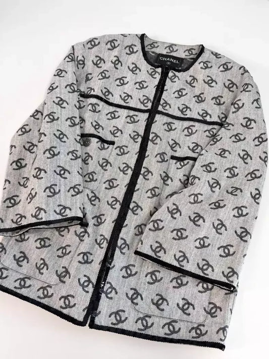 Chanel 22S Grey CC logo Jacket