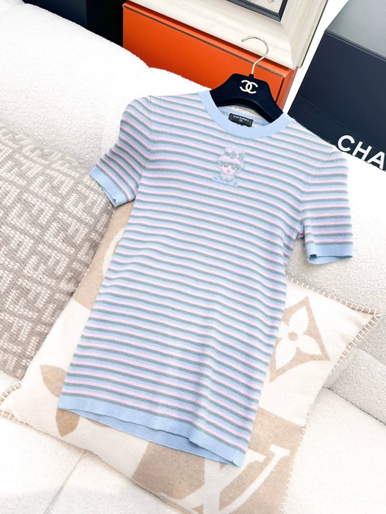 Chanel 25B Blue and Pink Striped Cashmere top