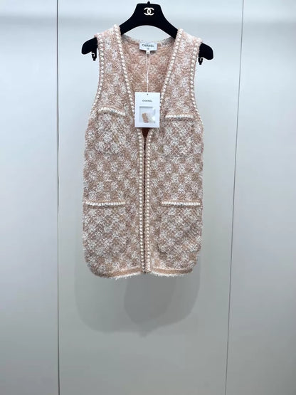 Chanel 23S Orange and White Knit Vest